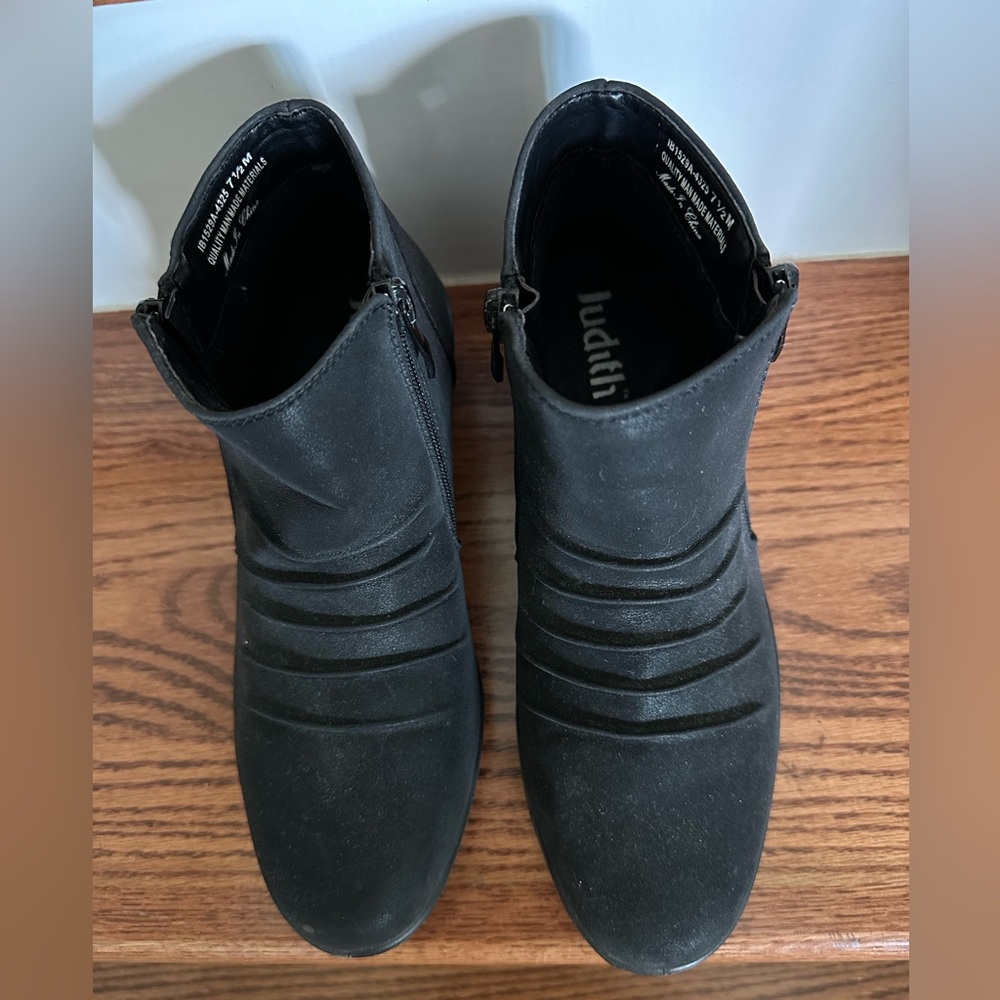 Judith Black Ankle Boots